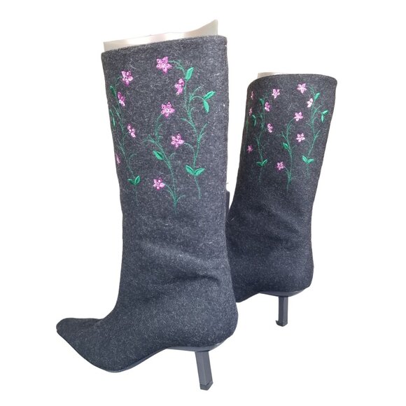 NWOB Charcoal Gray Made In Italy Designer felted wool embroidered flower boots - Picture 4 of 15